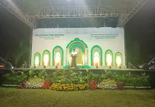 Peringati Maulid Nabi, Pengamal Sholawat Wahidiyah Padati Alun-Alun Reksogati