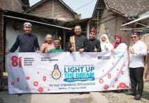 PLN UP3 Madiun Hadirkan Terang melalui Light Up The Dream