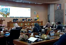 Plt Wali Kota Berikan 75 Jawaban Pandangan Fraksi, Diataranya Kenaikan BTT Rp11,5 M