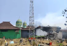 Masjid Al Ikhlas di Kepatihan Ponorogo Terbakar