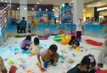 Sensasi Dingin, Manfaat Besar: Mengapa Anak Perlu Bereksplorasi dengan Es?