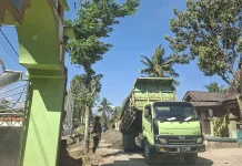 Ruas Jalan Mentoro-Arjosari Masih Perbaikan, Masyarakat Diimbau Waspada
