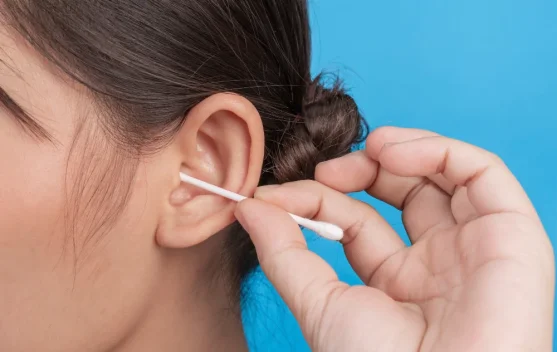 Dokter Spesialis THT-KL Beri Saran Bersihkan Telinga Anak dengan Aman