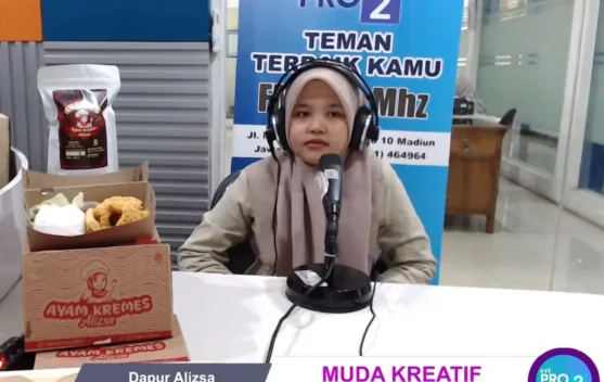 Usia Muda, Aulia Bangun Bisnis Ayam Kremes Alizsa dari Ide Sang Ibu