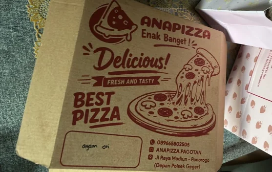 AnaPizza Sajikan Pizza Lezat Harga Bersahabat