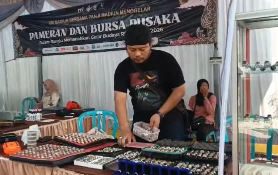 Kilau Batu Mulia Hadir dan Bawa Pesan Filososfis di Acara Gelar Budaya RRI Madiun