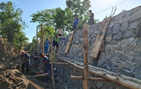 Pembangunan Jembatan TMMD ke-129 Menjadi Harapan Warga Desa Bulu Lor
