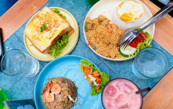 Rekomendasi Menu Lezat di Holly Cafe