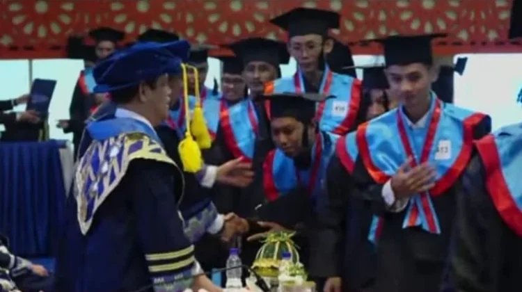 Wisuda ke-87, Unismuh Makassar Kukuhkan 692 Lulusan