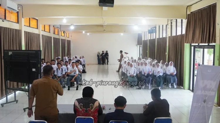 KPU Mengajar Kembali Hadir di SMAN 2  Pinrang