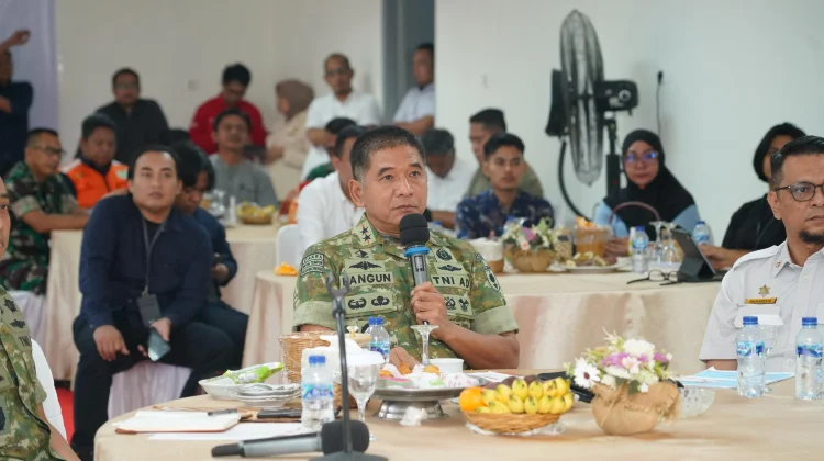 Pangdam XIV/Hasanuddin Terus Mendorong Percepatan Pembangunan KDKMP