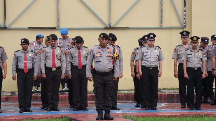Ratusan Personel Polres Maros Amankan Tarawih Ramadan