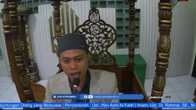 Tarawih Perdana Majid Al Muawanah : Keutamaan Puasa Berlandaskan Iman