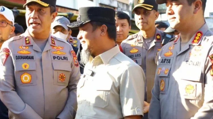 Kapolda Sulsel dan Forkopinda Pantau Harga Bahan Pokok