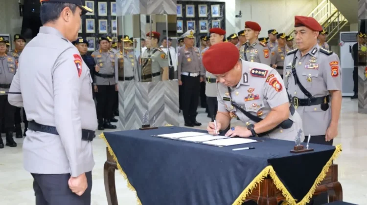 Dua Pejabat Utama Polda Sulsel Berganti