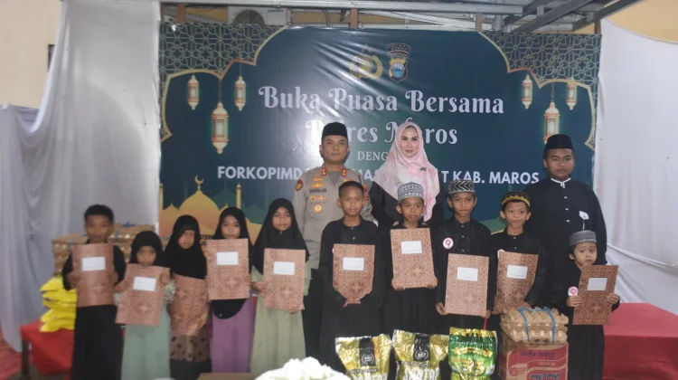Polres Maros Berbagi Berkah Ramadhan Bersama Masyarakat