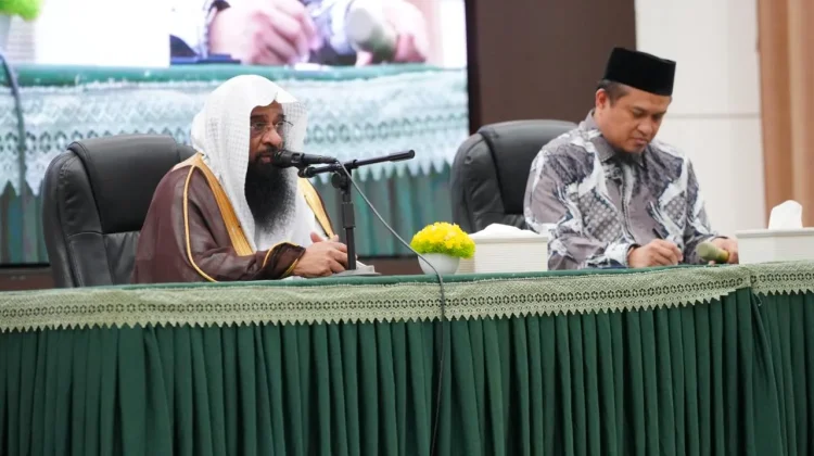 Sheikh Ahmed Tekankan Amanah dan Itqan Kepemimpinan Sheikh Ahmed Tekankan Amanah