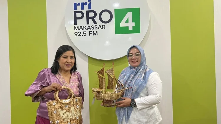 Komunitas Pemberdayaan Kasih Bunda Sulap Eceng Gondok Jadi Produk Bernilai