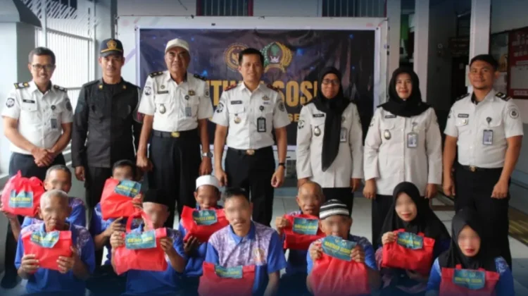 Tebar Kepedulian di Bulan Ramadhan, Rutan Selayar Salurkan Bantuan Sosial