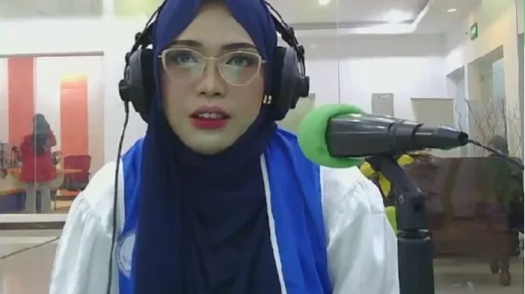 Reni Ardanti, Bidan yang Sukses Bangun Pabrik Kosmetik