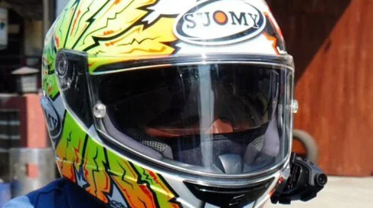 Helm Full Face Perlindungan Maksimal untuk Pengendara Motor