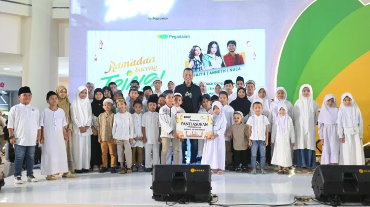 Semarak Ramadan, Pegadaian SulSelBarRa Maluku Bagikan Santunan