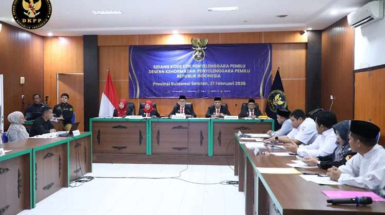 Anggota Bawaslu Makassar Diperiksa DKPP Terkait Dugaan Penelantaran Anak