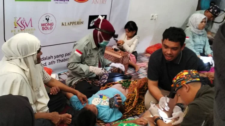 Sebanyak 10 Anak Ikuti Khitanan Massal Gratis GT-TOT