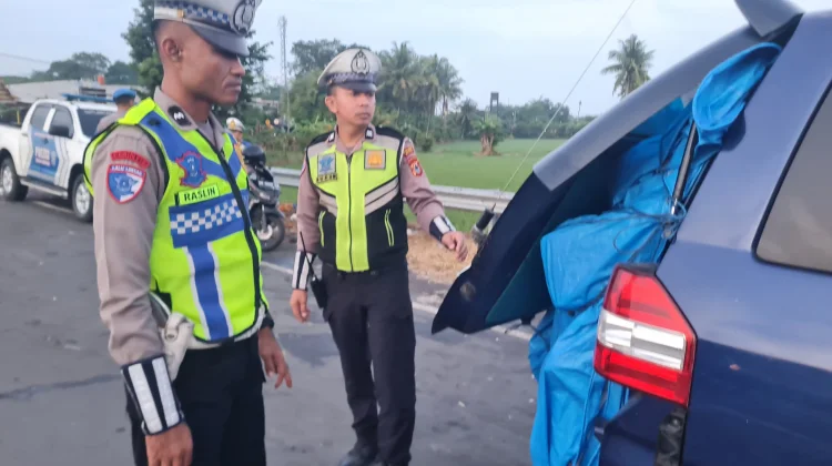 Satlantas Maros Tertibkan Kendaraan Alih Fungsi