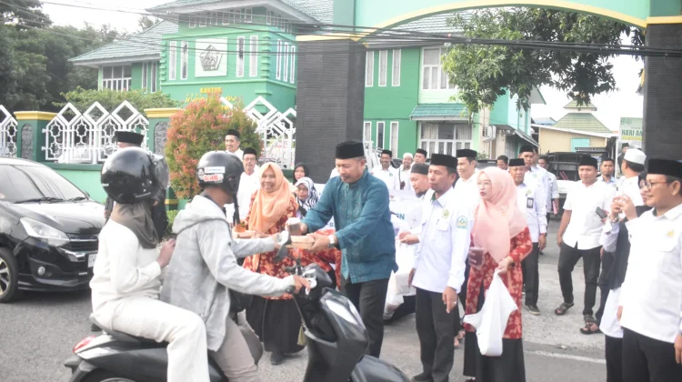 Kakanwil Kemenag Sulsel Gelar Safari Ramadan Penuh Berkah di Bone