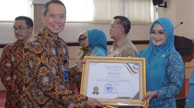Pemkab Luwu Terima Penghargaan Dukungan Program MBG 3B