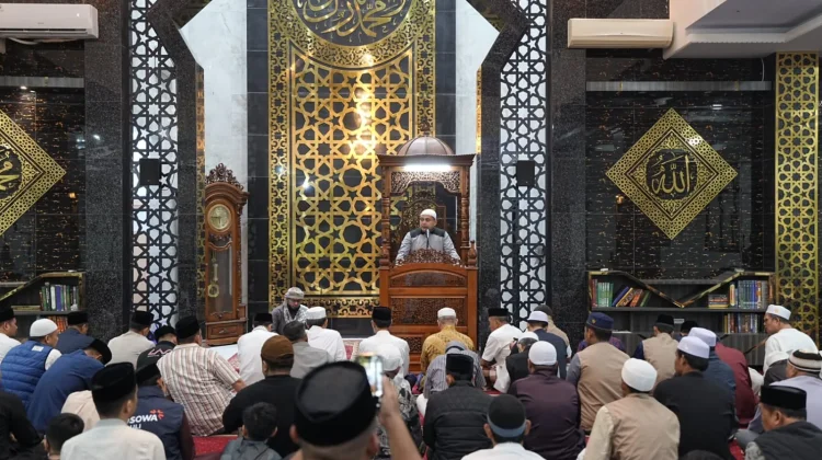 Munafri Minta Warga Aktif Tangani Kebersihan dan Ketertiban Lingkungan