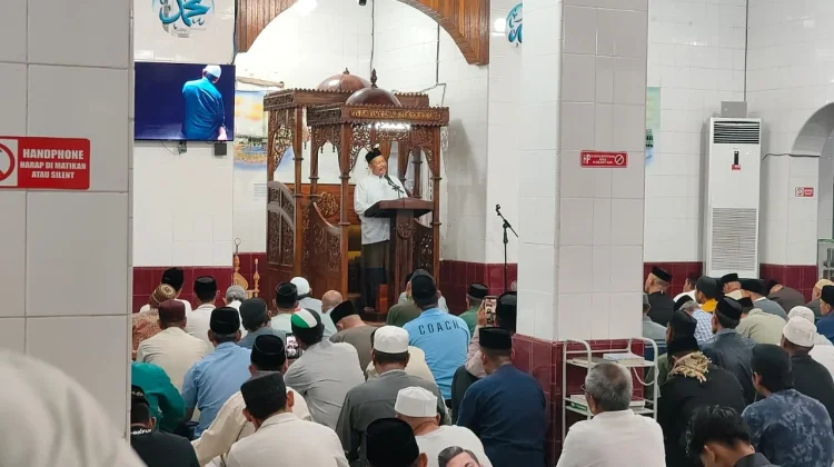 Hangat dan Interaktif, Kakanwil Kemenag Sulsel Bangkitkan Semangat Ibadah Jemaah
