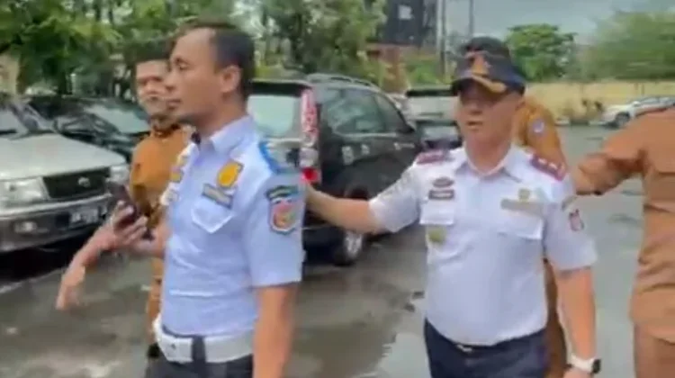 Atur Lalu Lintas, Petugas Dishub Makassar Diduga Dipukul OTK