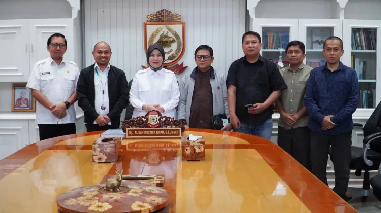 Aliyah Mustika Ilham Apresiasi Festival Kartini Sulsel Leaders Dialogue & Expo