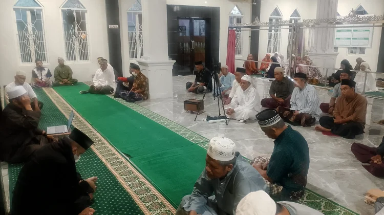 Kajian Tafsir Al-Quran dalam Surah Al-Humazah