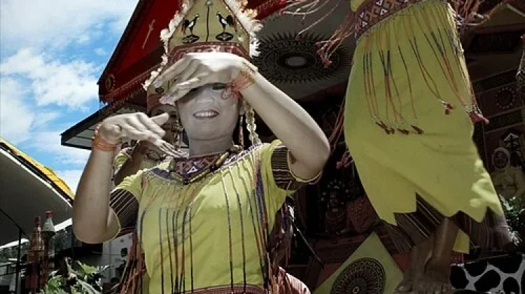 Tari Pa'gellu Simbol Ungkapan Rasa Syukur Masyarakat Toraja