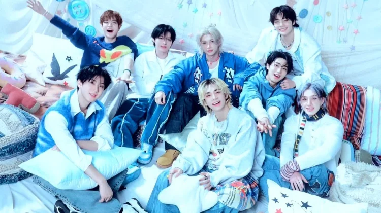Stray Kids Rayakan 8 Tahun Debut dengan Lagu Baru
