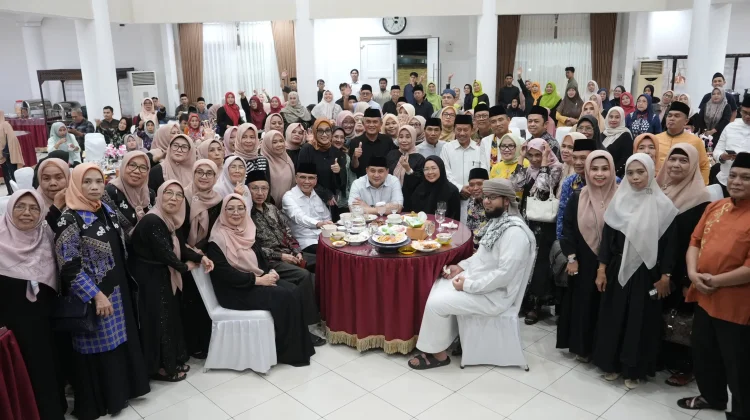 Buka Bersama KKMSB, Munafri Ajak Masyarakat Mandar Bersinergi Bangun Makassar