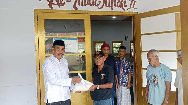 Zakat Fitrah 2026, 107 Kantong Beras Disalurkan ke Mustahik