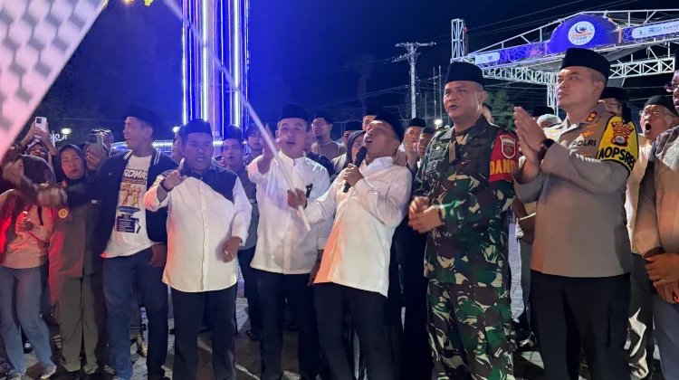 Bupati Sidrap Lepas Peserta Takbir Keliling Idulfitri