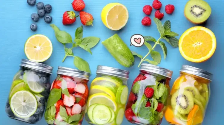 Infused Water Bantu Netralisir Lemak setelah Makan Besar