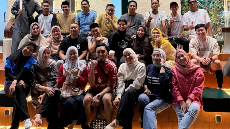 Alumni SMANSA 2002 Makassar Gelar Halal Bihalal dan Fun Padel
