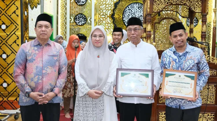 Bupati Ajak Masyarakat Pererat Persaudaraan pada Halal Bihalal DMI Gowa