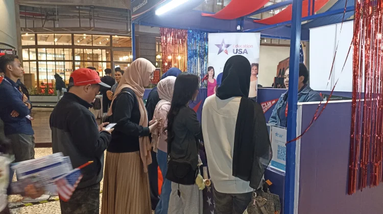Pengunjung Padati Tenant Free Freedom USA 250