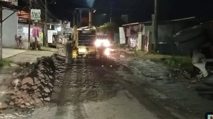 Gubernur Sulsel Pastikan Penanganan Darurat Jalan Rusak di Moncongloe