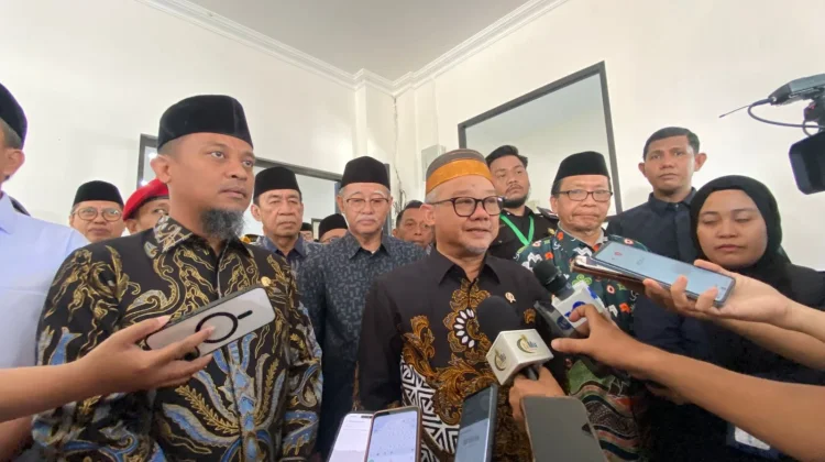 Durasi Gawai 7,3 Jam Sehari, Mendikdasmen Soroti Minimnya Interaksi Sosial Anak