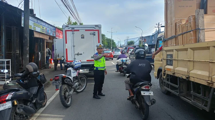 Polres Maros All Out, Amankan Arus Balik dan Keramaian Wisata