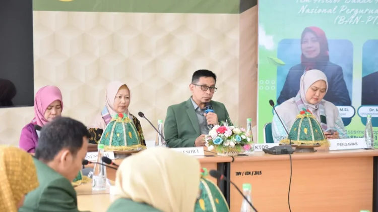 UIM Sambut Tim Asesor BAN-PT Asesmen Lapangan Prodi Sastra Inggris