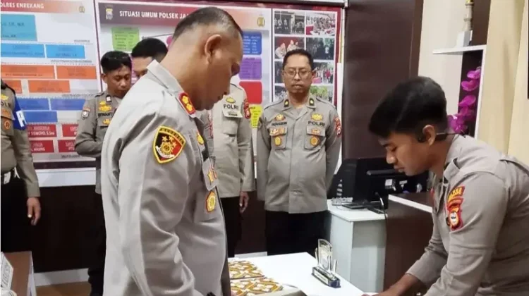 Polres Enrekang Teguhkan Komitmen BETAH dalam Penandatanganan Pakta Integritas